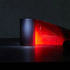 Special metallisk färg till rött band